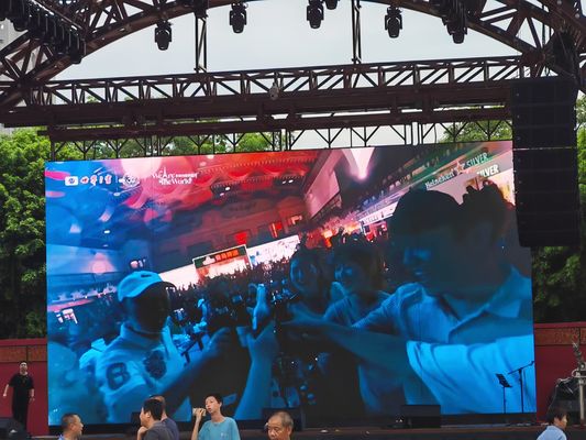 3Display LED de espectro de color profundo con calificación IP65 para aplicaciones al aire libre