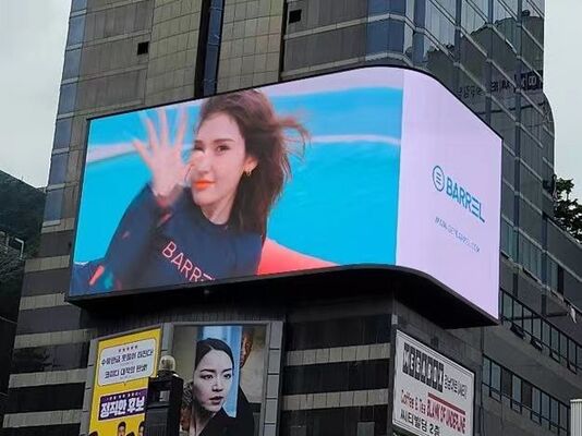 Pantalla LED exterior impermeable IP65 con brillo de 5000-7000 cd/m² y vida útil de 100000 horas para publicidad