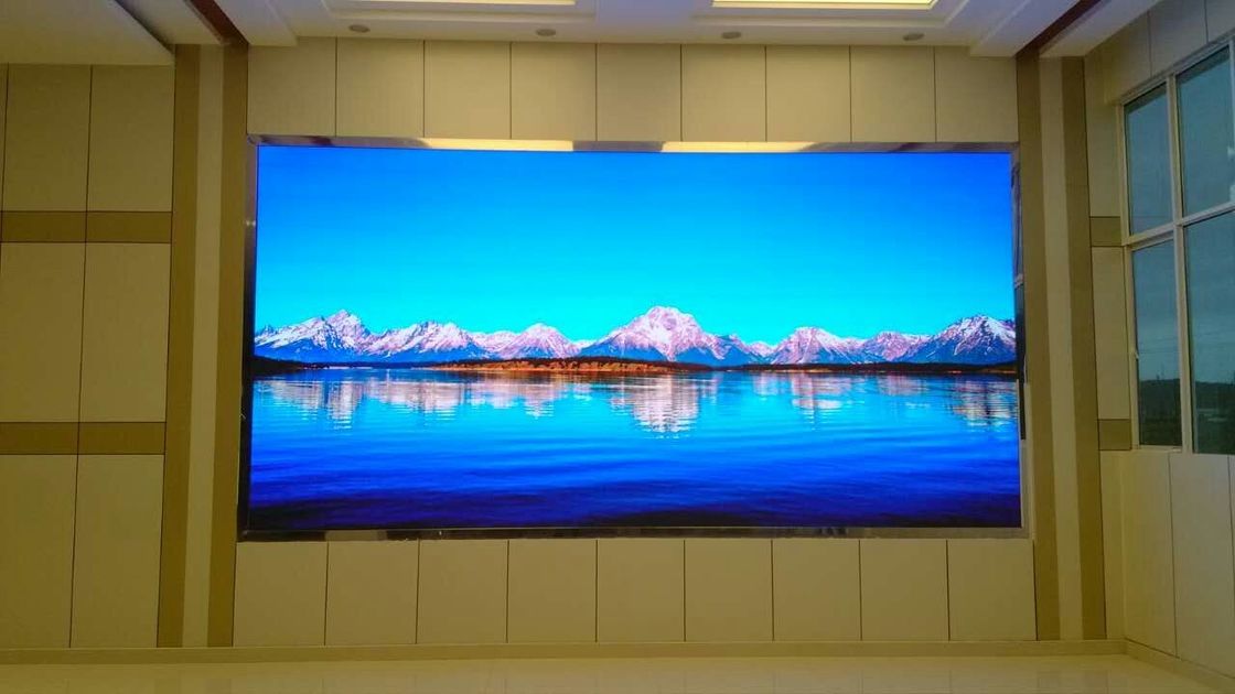 Pantalla de LED de DVI P2 de interior ligera con pantalla de LED a todo color