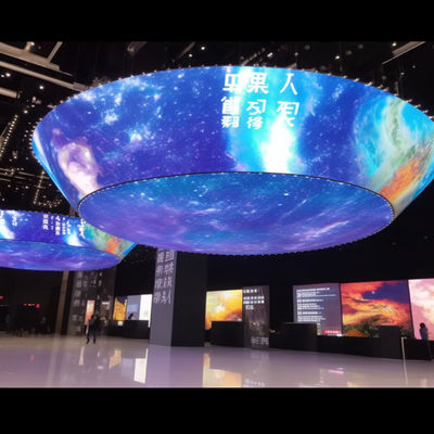 Alquiler de pantallas LED transparentes de alto contraste con paneles de vídeo LED flexibles